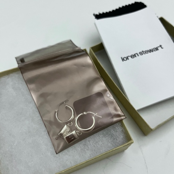 Loren Stewart huggie earrings - Picture 2 of 4